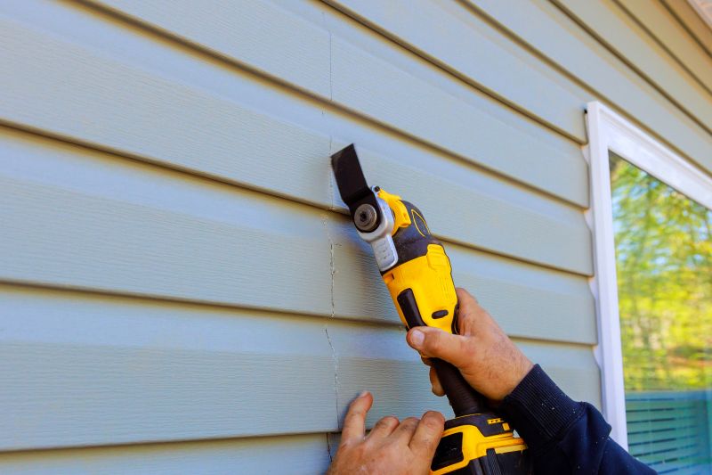 Vinyl Siding Repair in Action
