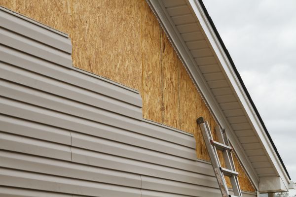 Loose Siding Replacement in Fort Wayne