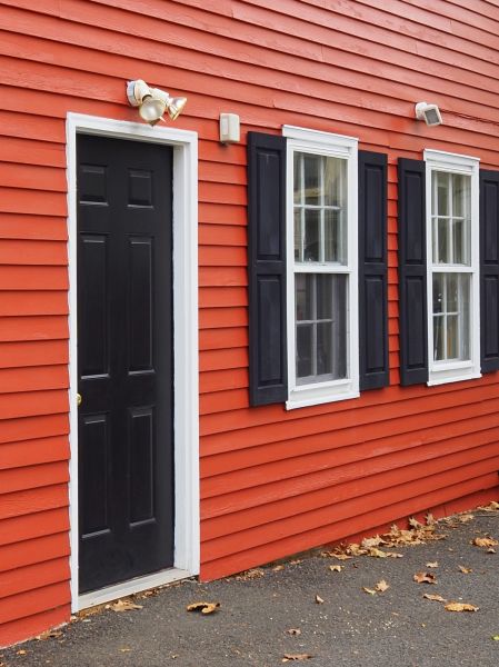 Cost of Red Vinyl Siding Installation in Fort Wayne