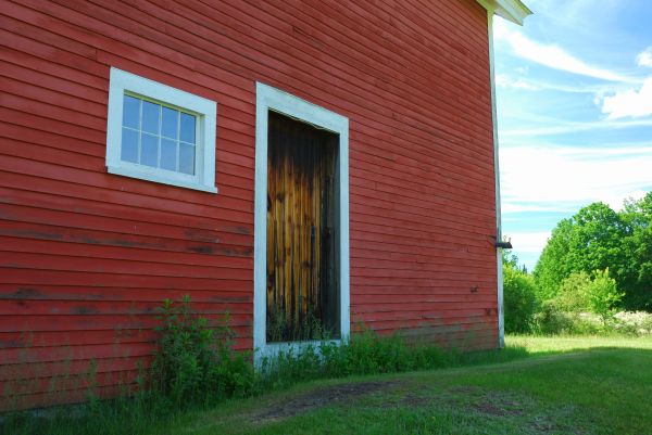 Wood Barn Siding Installation in Fort Wayne
