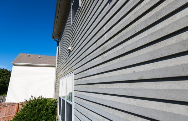 Cost of Vinyl Siding Panel Replacement in Fort Wayne